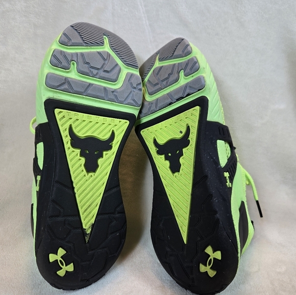 Womens Under Armour Lime Green Sneakers - Picture 9 of 9